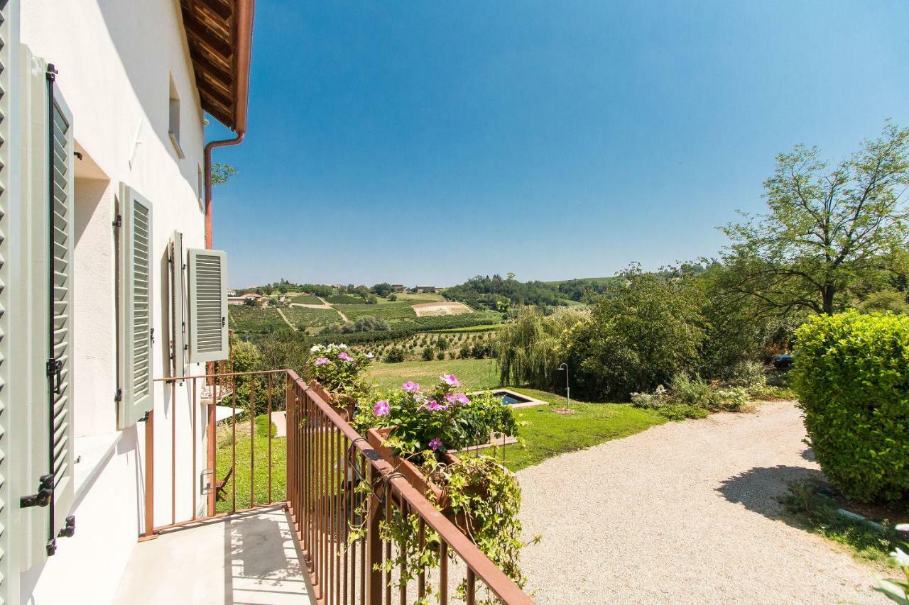 Appartamenti Presso Cascina La Melagrana คอสติจลิโอเล ดิอาสติ ภายนอก รูปภาพ