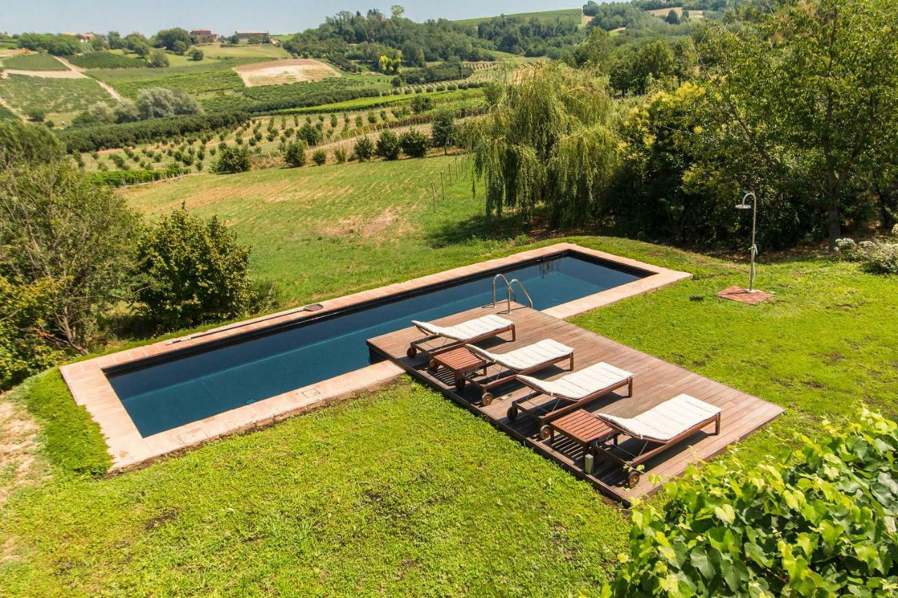 Appartamenti Presso Cascina La Melagrana คอสติจลิโอเล ดิอาสติ ภายนอก รูปภาพ