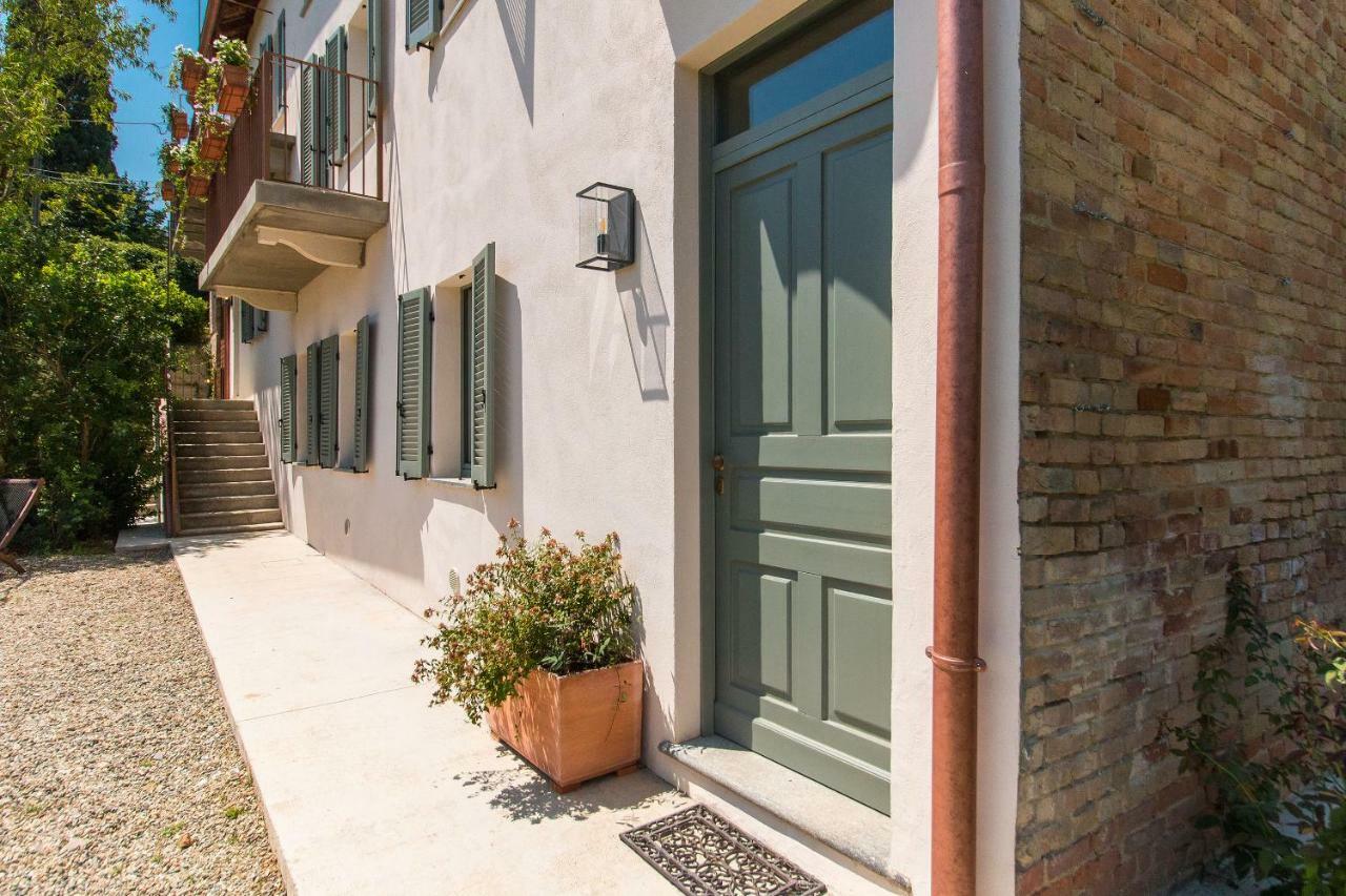 Appartamenti Presso Cascina La Melagrana คอสติจลิโอเล ดิอาสติ ภายนอก รูปภาพ
